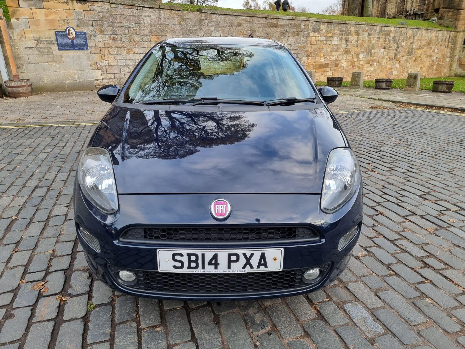 Used Fiat Punto 2014 for sale - 77162228: Photo 2