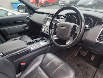 Used Land Rover Discovery 2018 for sale - 77465621: Photo