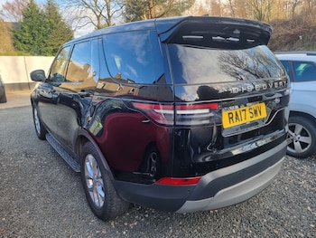 Used Land Rover Discovery 2017 for sale - 78229147: Photo