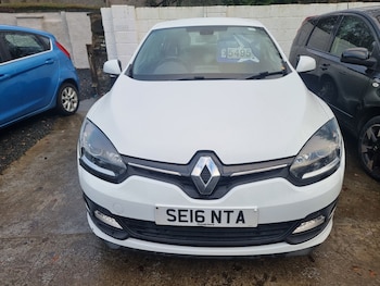 Used Renault Megane 2016 for sale - 76741333: Photo