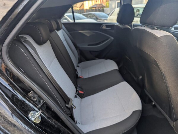 Used Hyundai i20 2015 for sale - 76058148: Photo 17