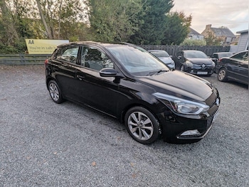 Used Hyundai i20 2015 for sale - 76058148: Photo 4