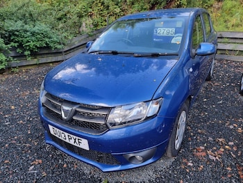 Used Dacia Sandero 2013 for sale - 75835968: Photo