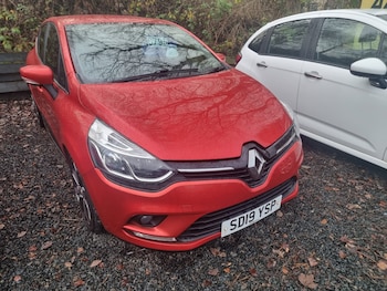 Used Renault Clio 2019 for sale - 76951050: Photo