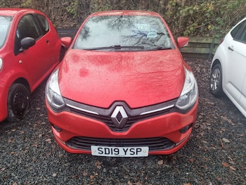 Used Renault Clio 2019 for sale - 76951050: Photo