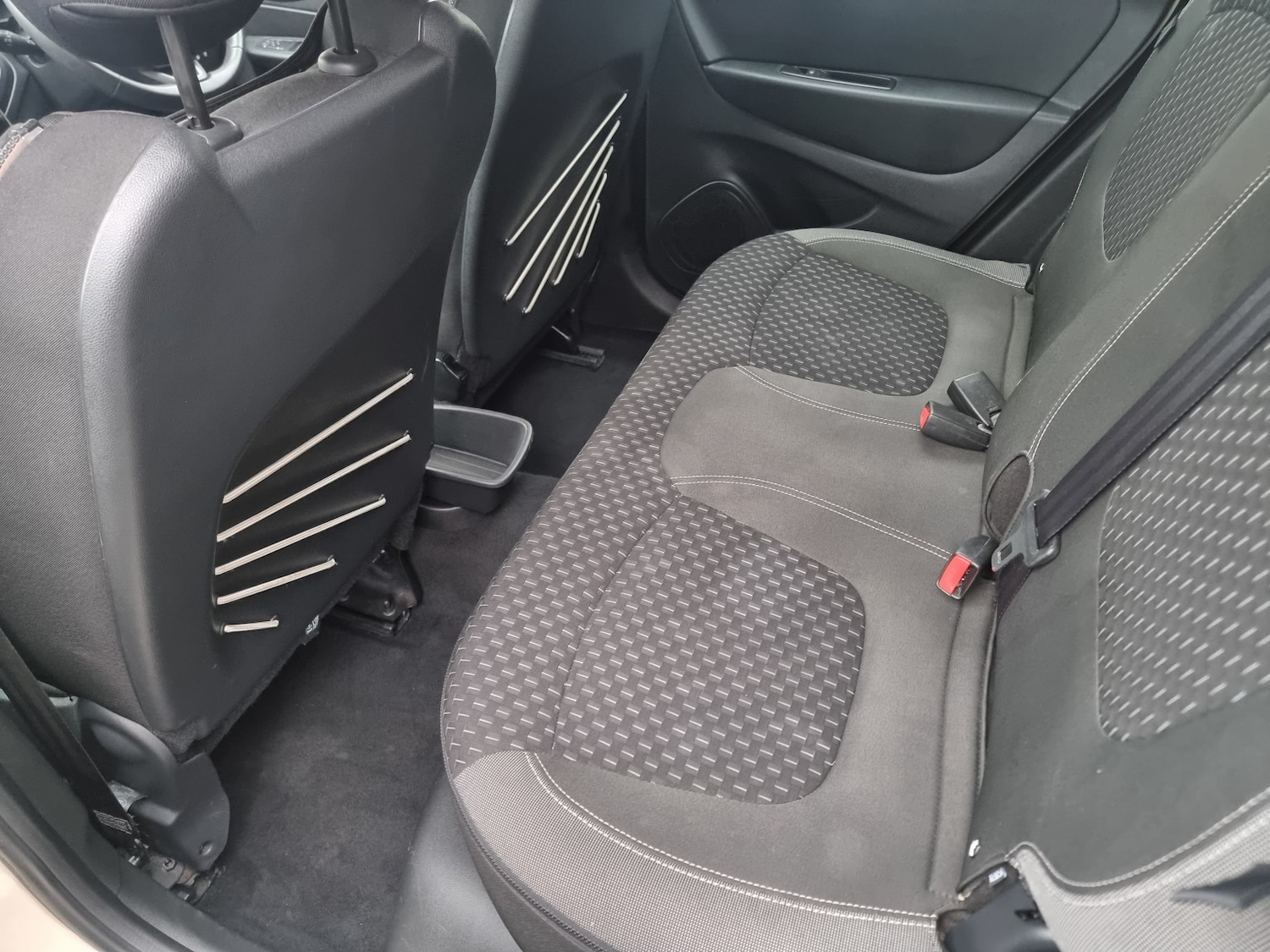 Used Renault Captur 2017 for sale - 76579948: Photo 12