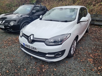 Used Renault Megane 2015 for sale - 76855417: Photo