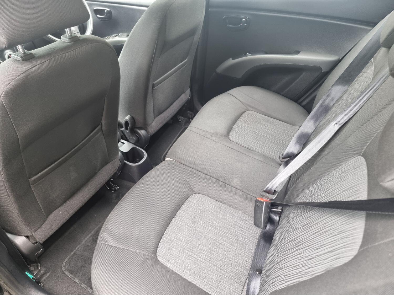 Used Hyundai i10 2013 for sale - 76793421: Photo 13