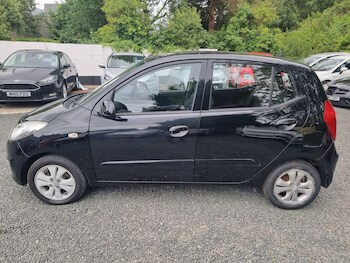 Used Hyundai i10 2013 for sale - 76793421: Photo