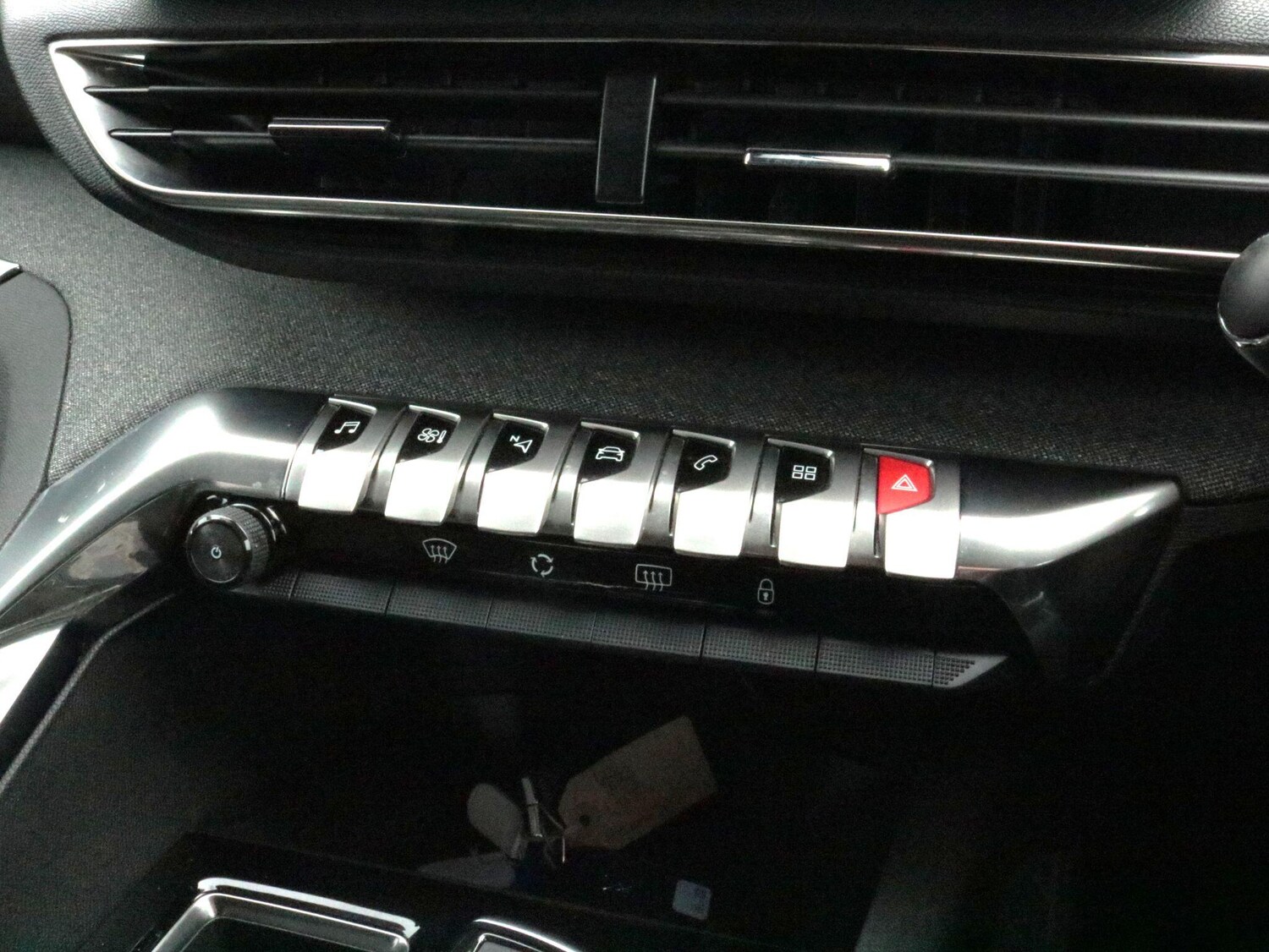 Used Peugeot 3008 2023 for sale - 78047189: Photo 24