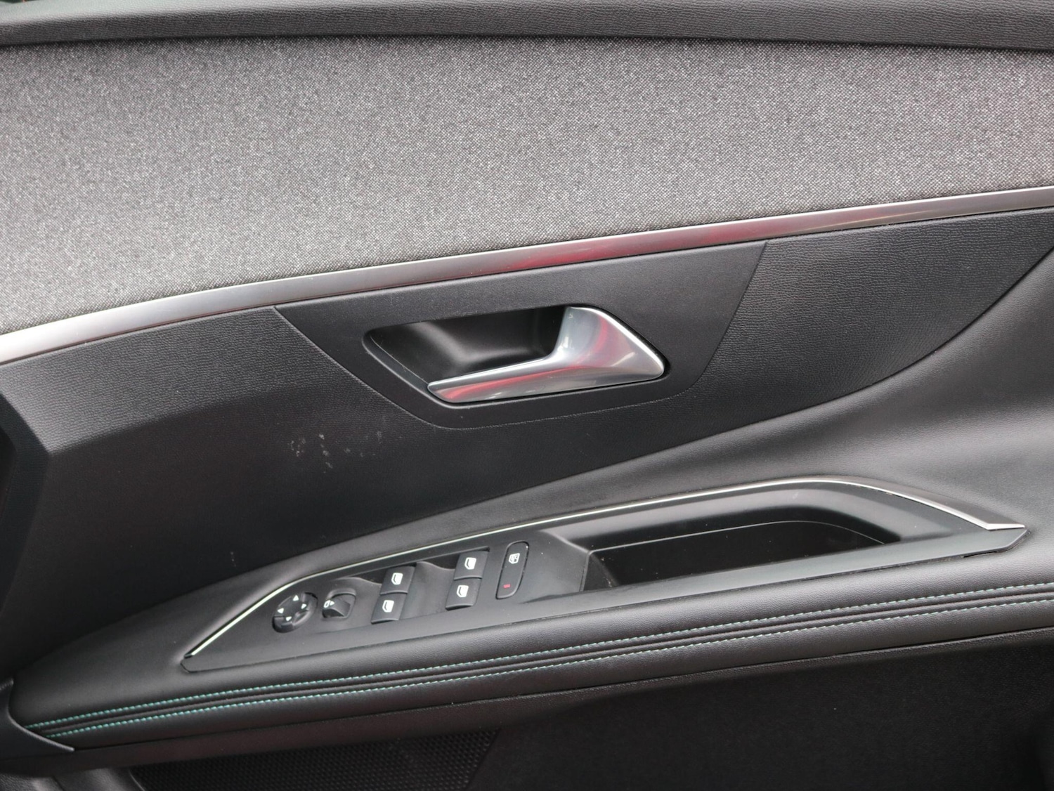 Used Peugeot 3008 2023 for sale - 78047189: Photo 30