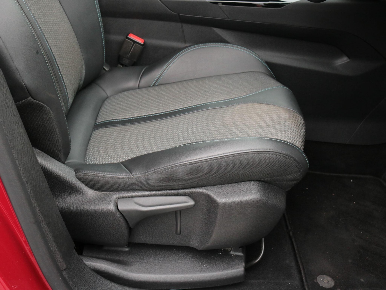 Used Peugeot 3008 2023 for sale - 78047189: Photo 31