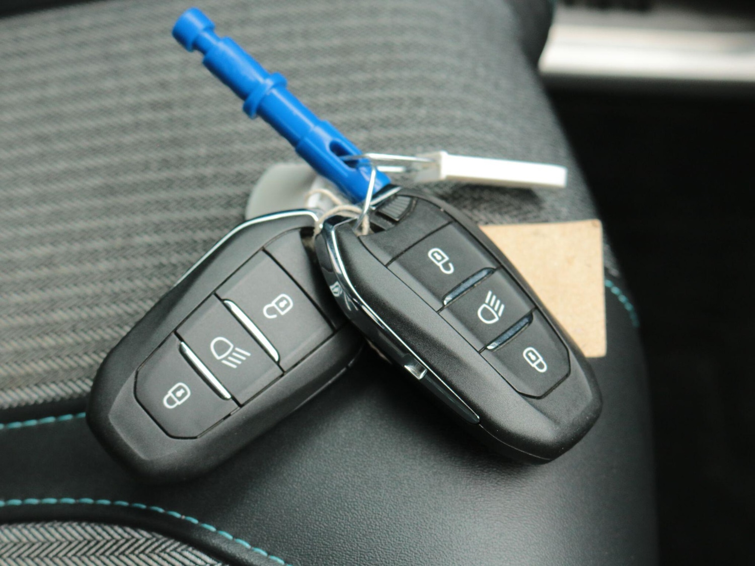 Used Peugeot 3008 2023 for sale - 78047189: Photo 32