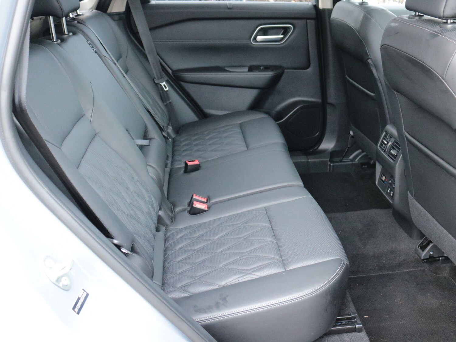 Used Nissan X-Trail for sale - 77538021: Photo 26