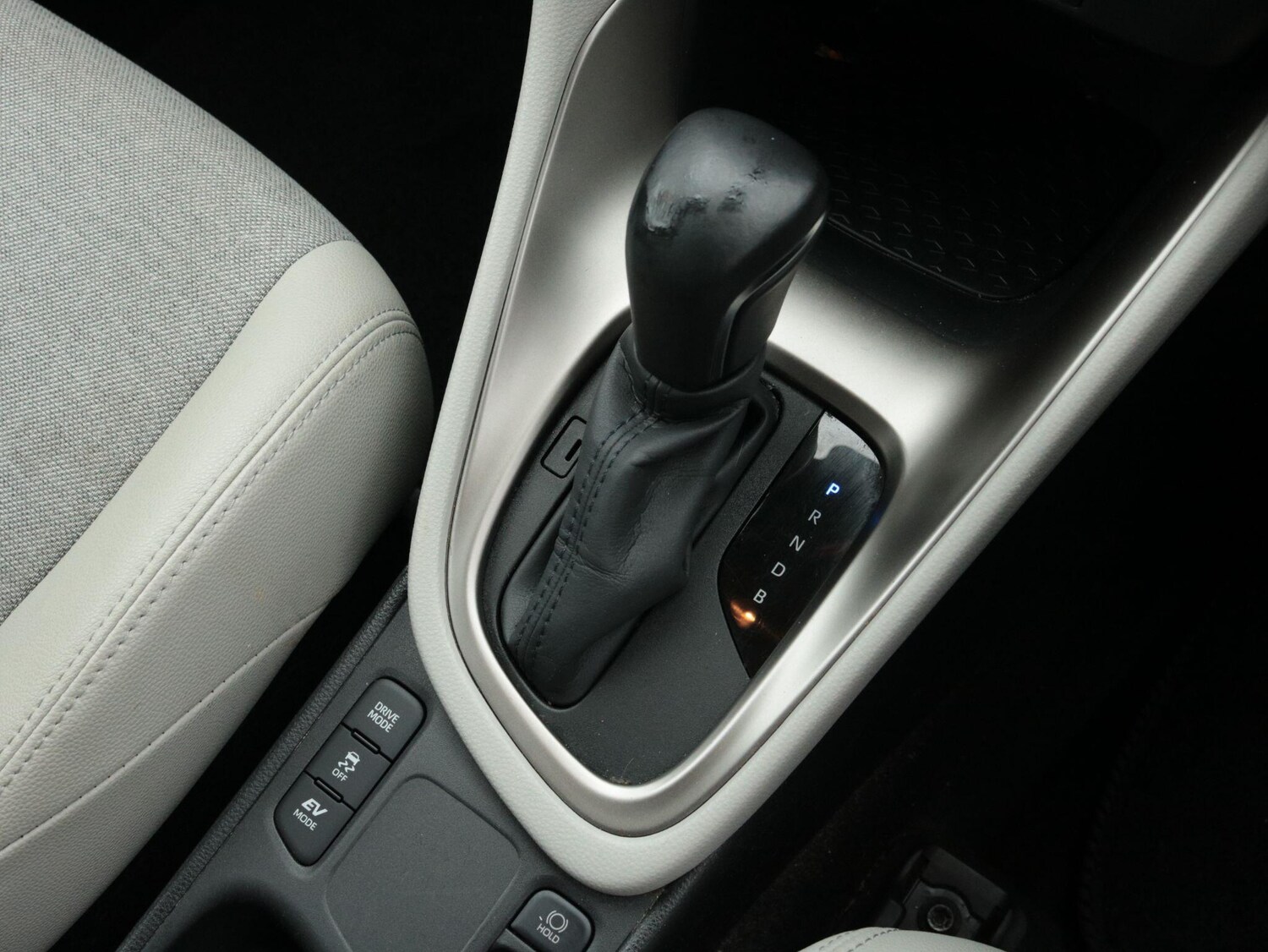 Used Toyota Yaris for sale - 77908743: Photo 22