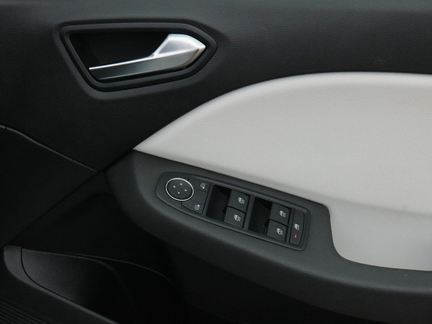 Used Renault Clio for sale - 77671530: Photo 27