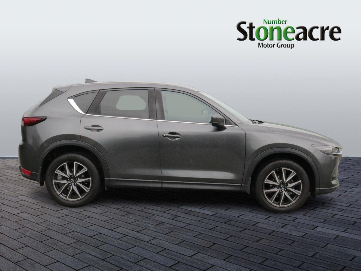 Used Mazda CX-5 2017 for sale - 77909230: Photo 2