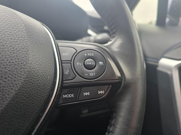 Used Toyota RAV4 2021 for sale - 75658942: Photo 17