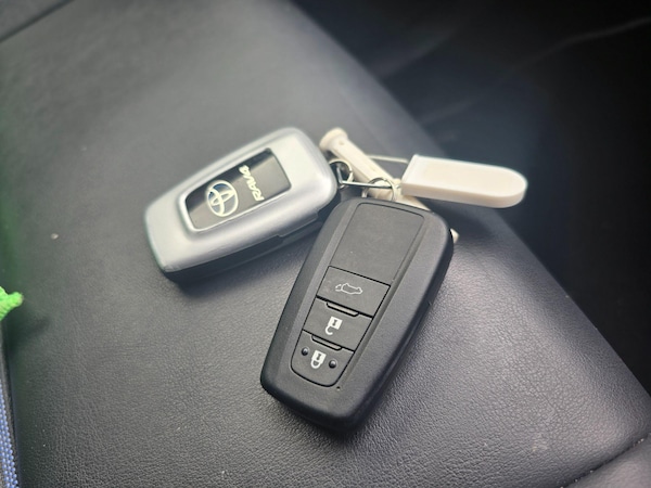 Used Toyota RAV4 2021 for sale - 75658942: Photo 24
