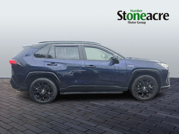 Used Toyota RAV4 2021 for sale - 75658942: Photo 2
