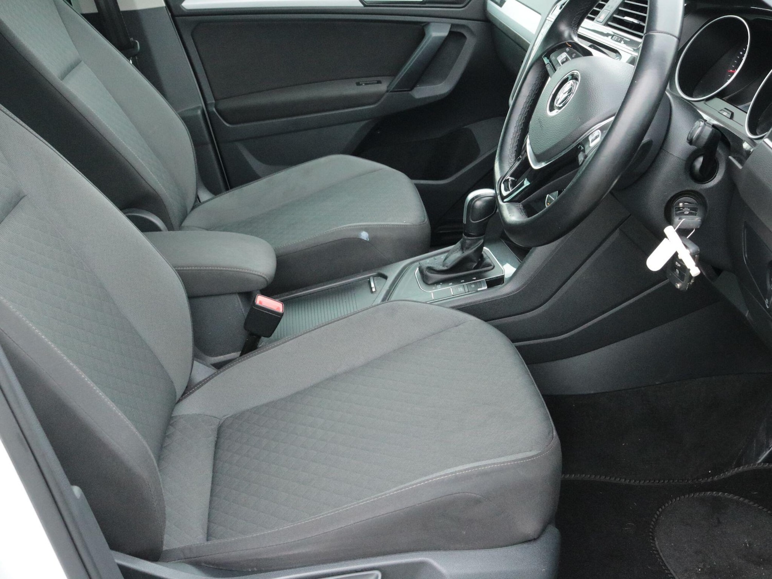 Used Volkswagen Tiguan for sale - 77538341: Photo 13