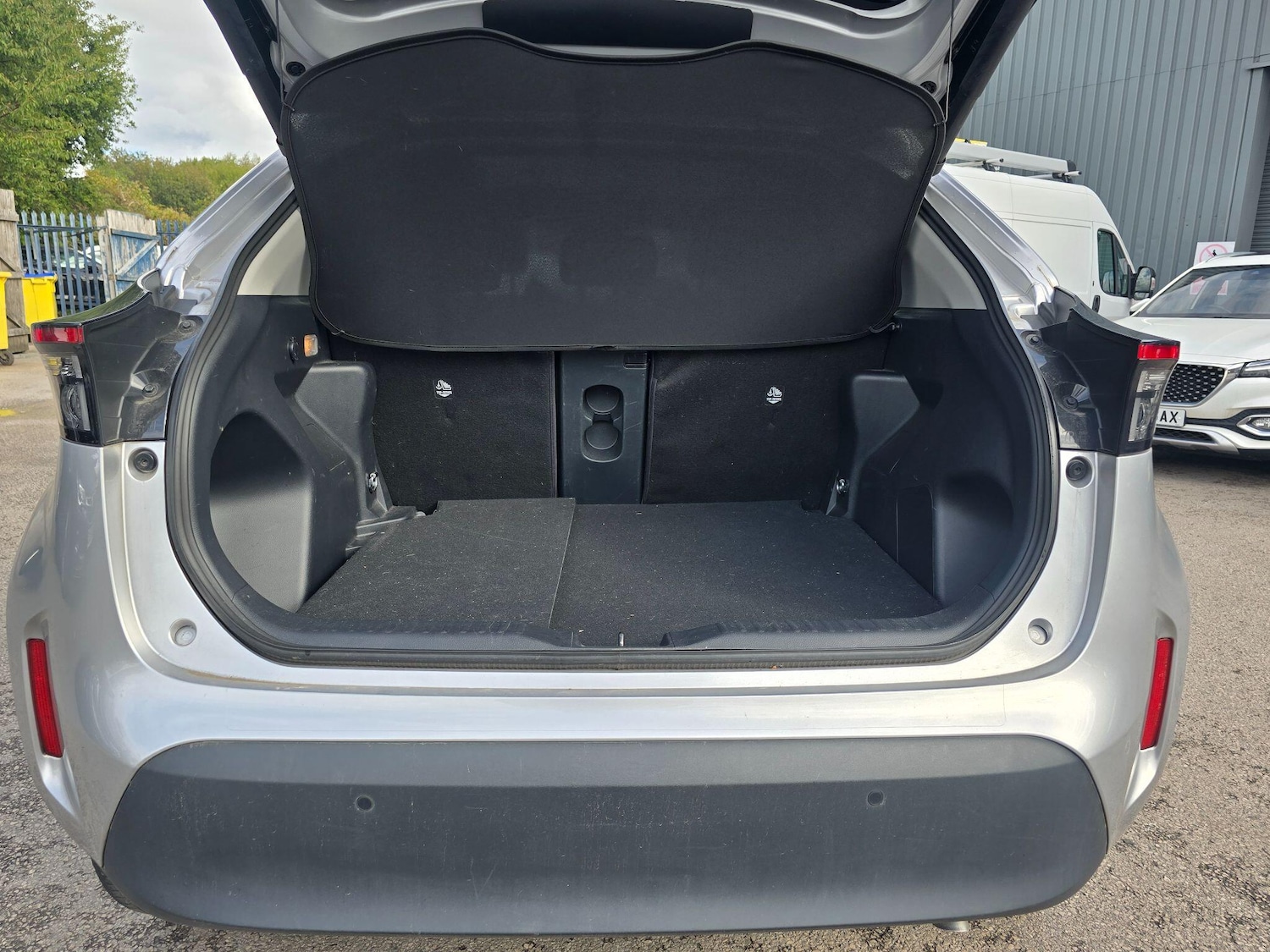 Used Toyota Yaris Cross 2023 for sale - 76108697: Photo 12