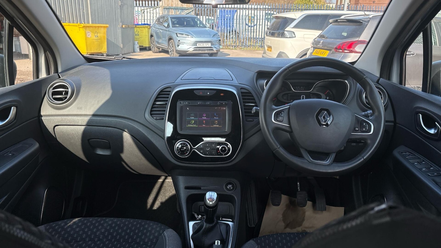 Used Renault Captur 2017 for sale - 77982468: Photo 5