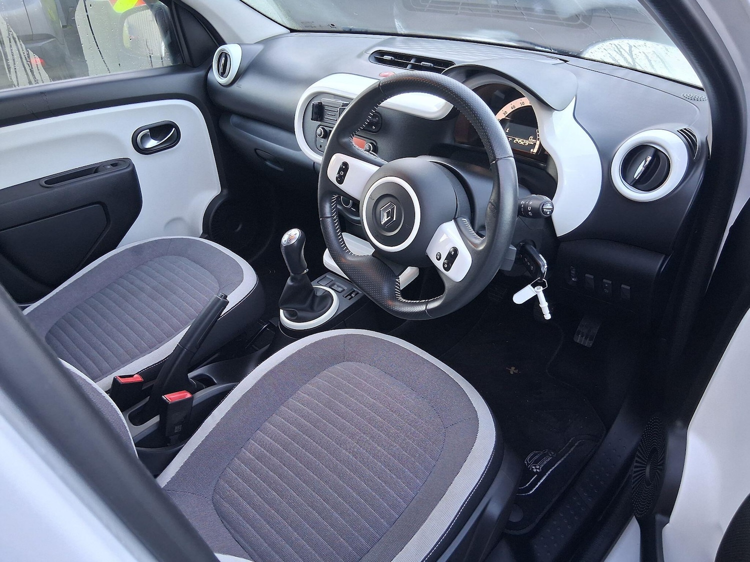 Used Renault Twingo for sale - 76538846: Photo 12