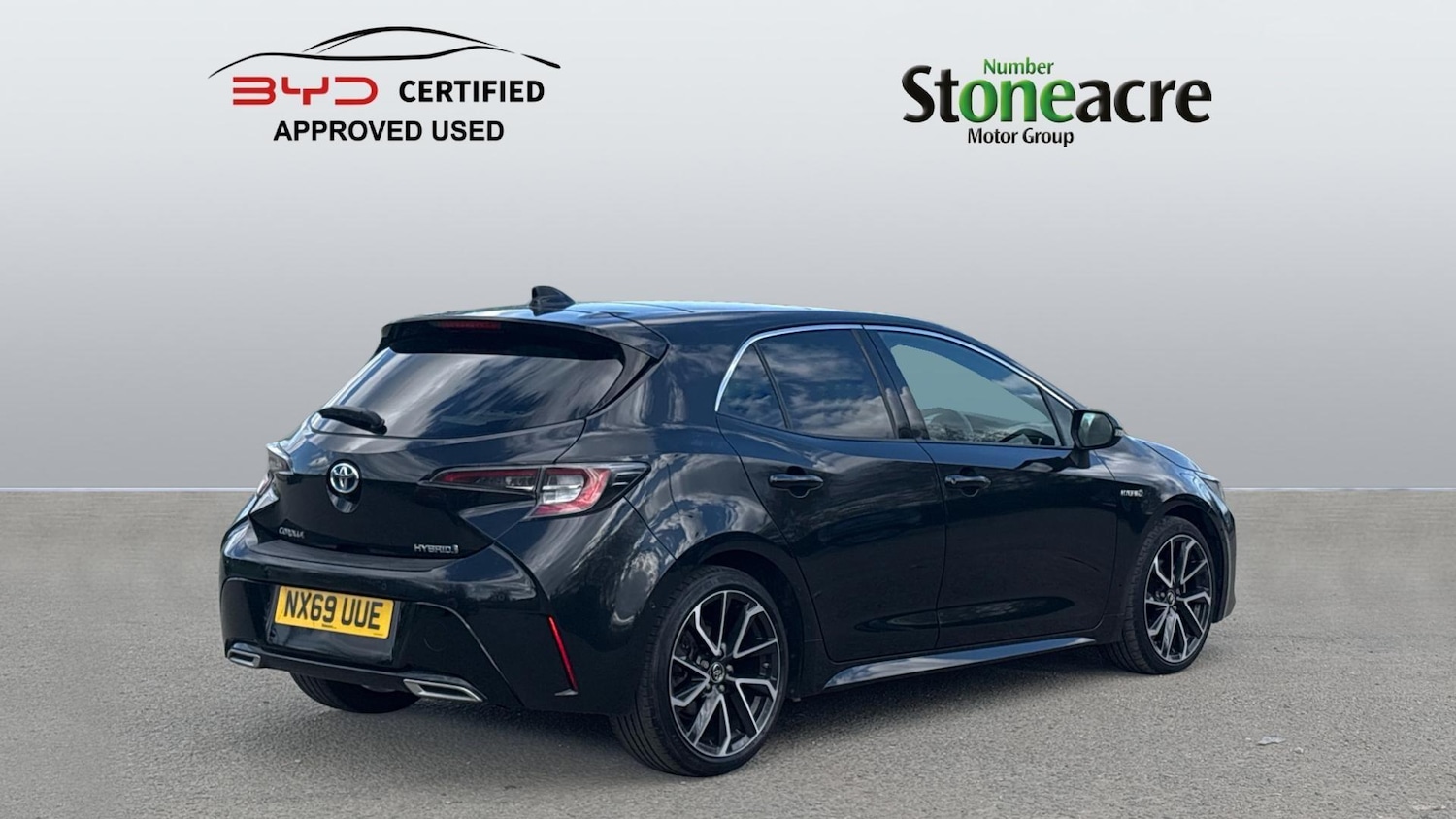 Used Toyota Corolla 2019 for sale - 78220261: Photo 2