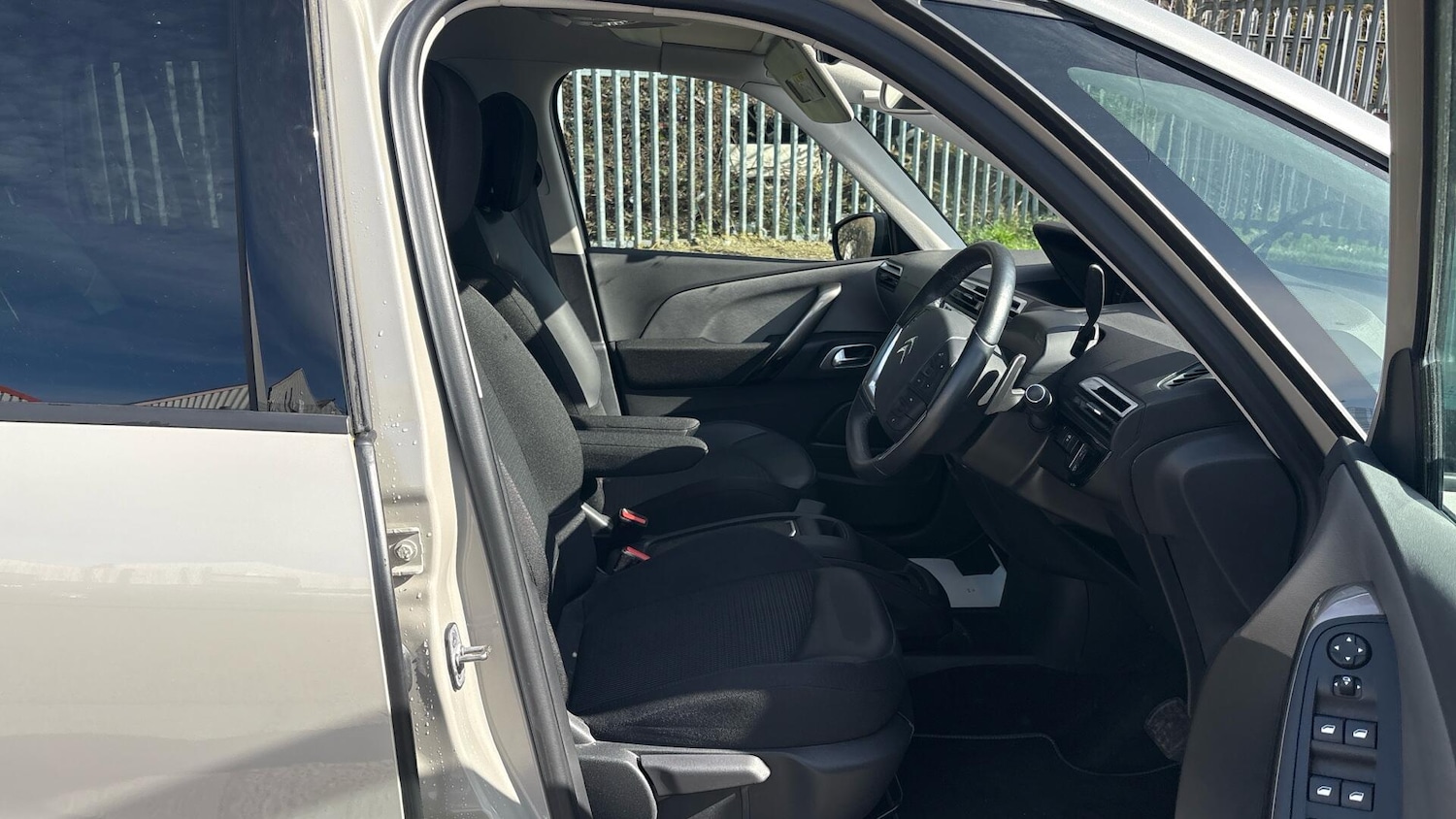 Used Citroen Grand C4 Picasso 2022 for sale - 77939844: Photo 11