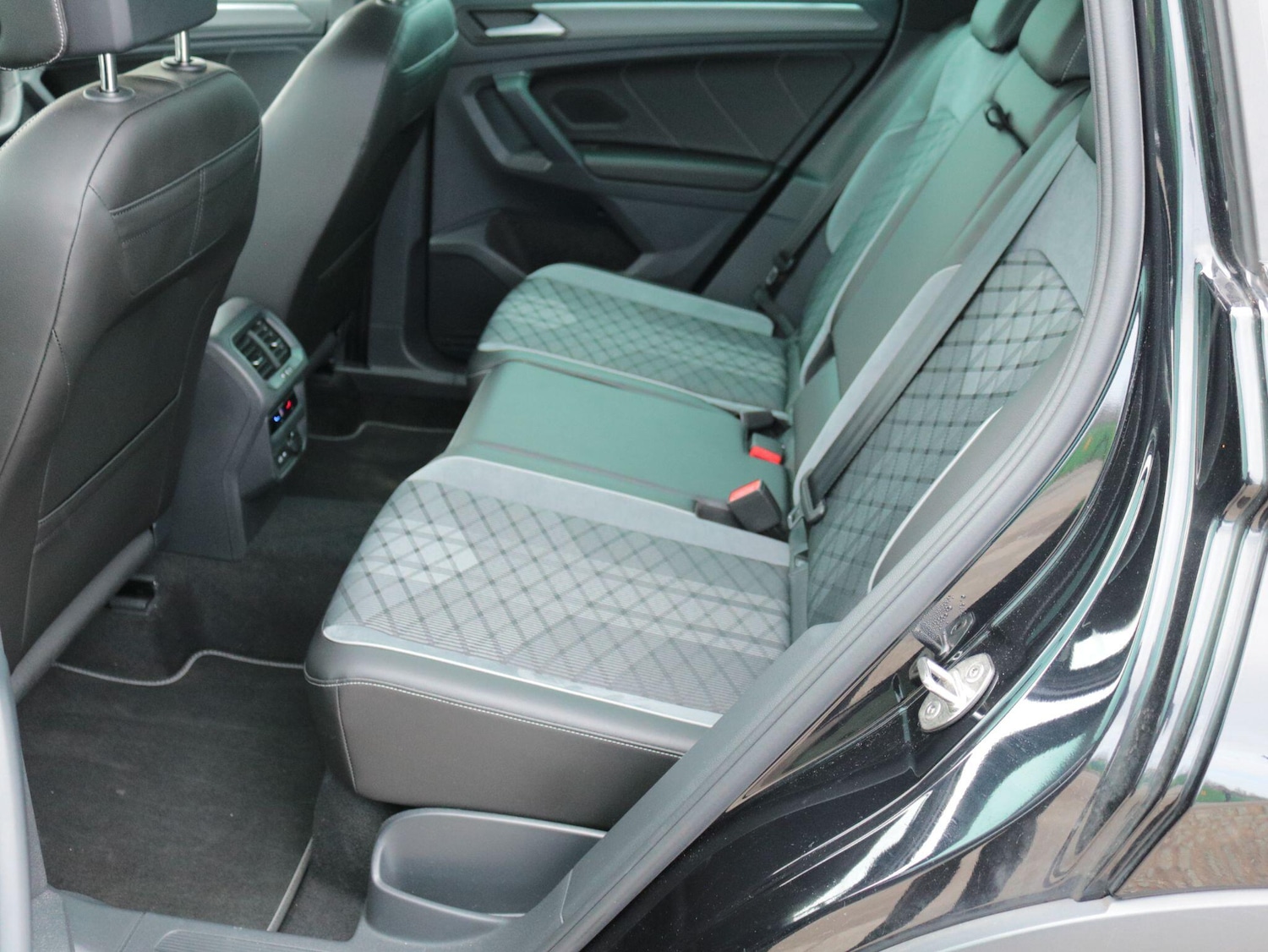 Used Volkswagen Tiguan for sale - 77671956: Photo 24