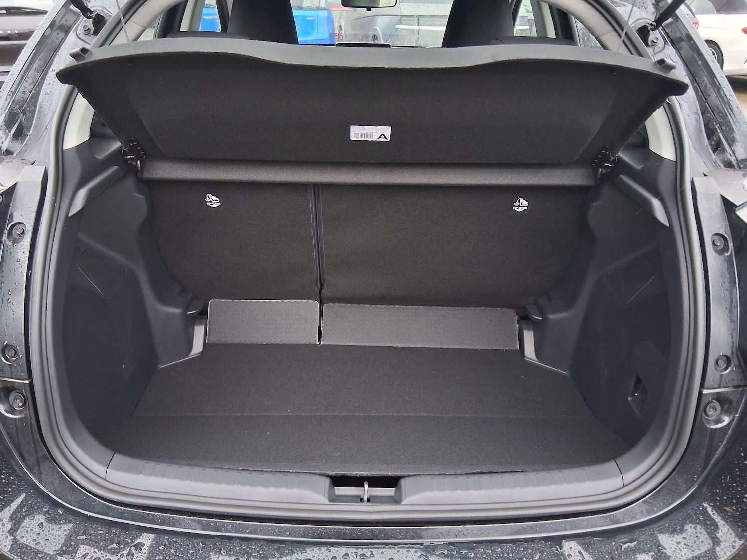 Used Mazda Mazda2 HYBRID 2025 for sale - 76551138: Photo 10