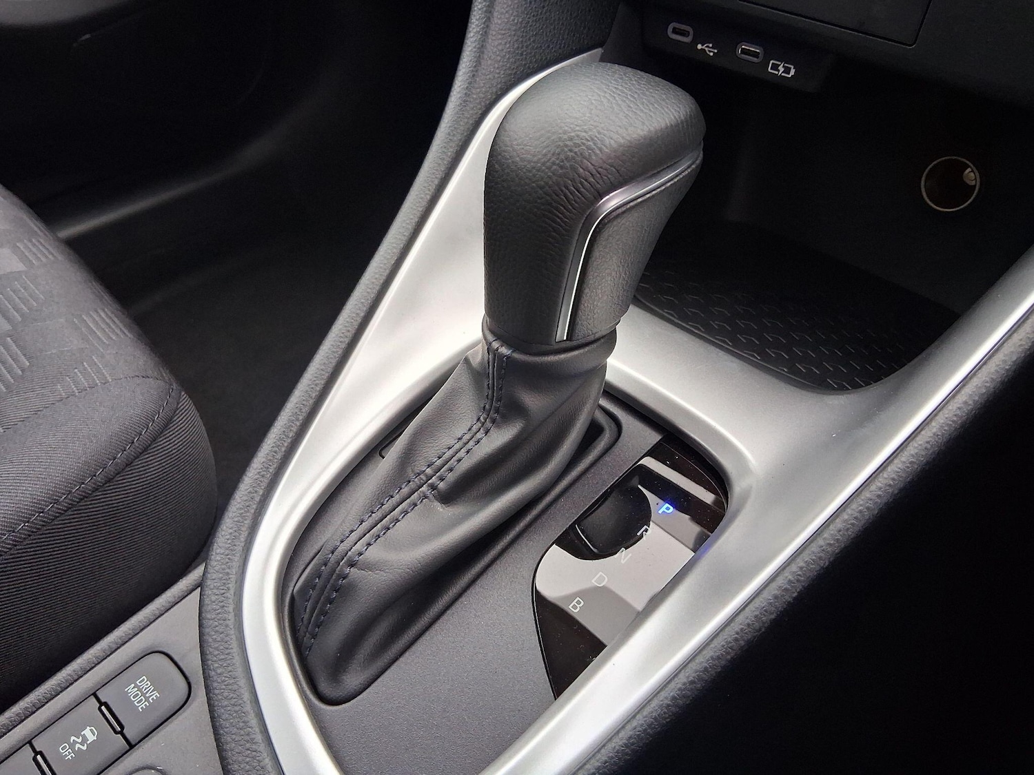 Used Mazda Mazda2 HYBRID 2025 for sale - 76551138: Photo 16