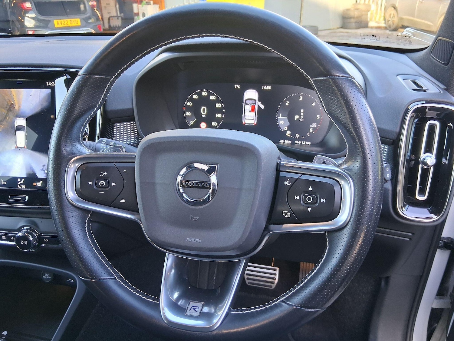 Used Volvo XC40 2020 for sale - 77709402: Photo 16