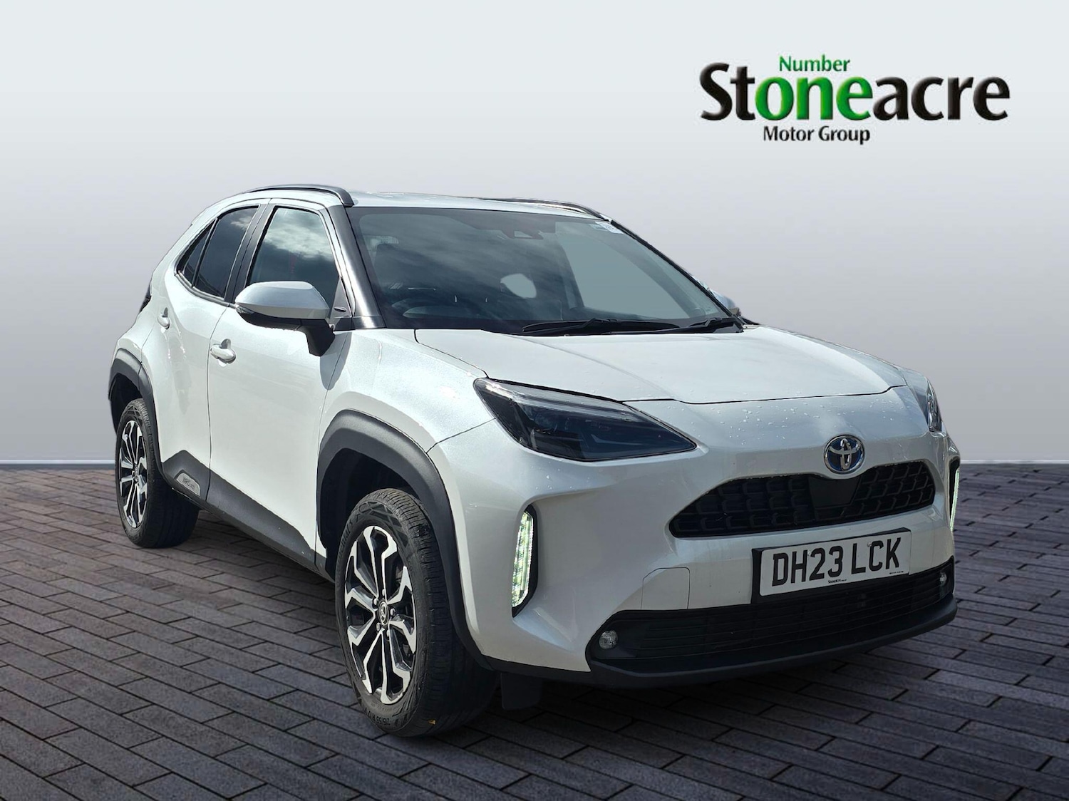 Used Toyota Yaris Cross 2023 for sale - 76109267: Photo 1