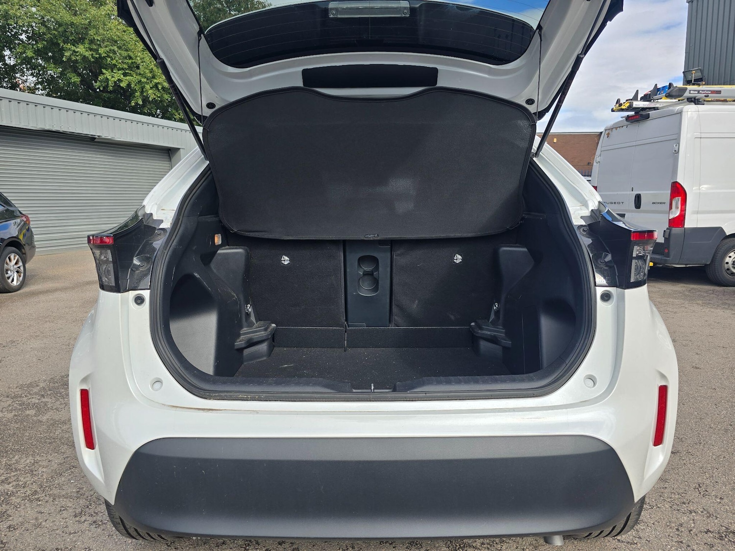 Used Toyota Yaris Cross 2023 for sale - 76109267: Photo 10