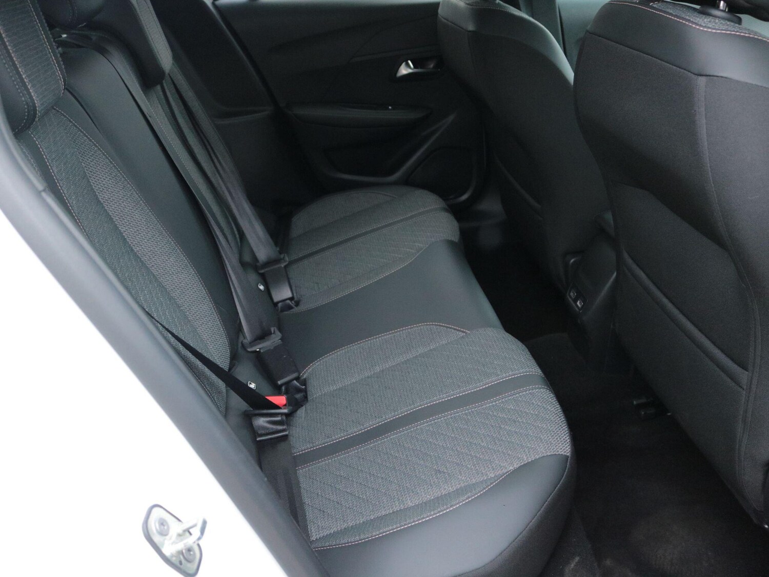 Used Peugeot 208 for sale - 77670517: Photo 23