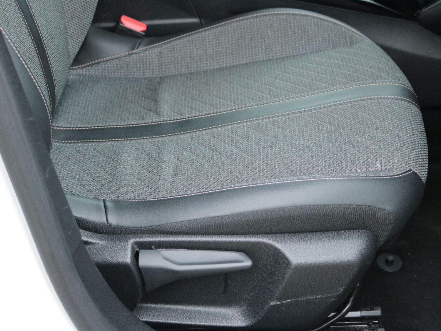 Used Peugeot 208 for sale - 77670517: Photo 27