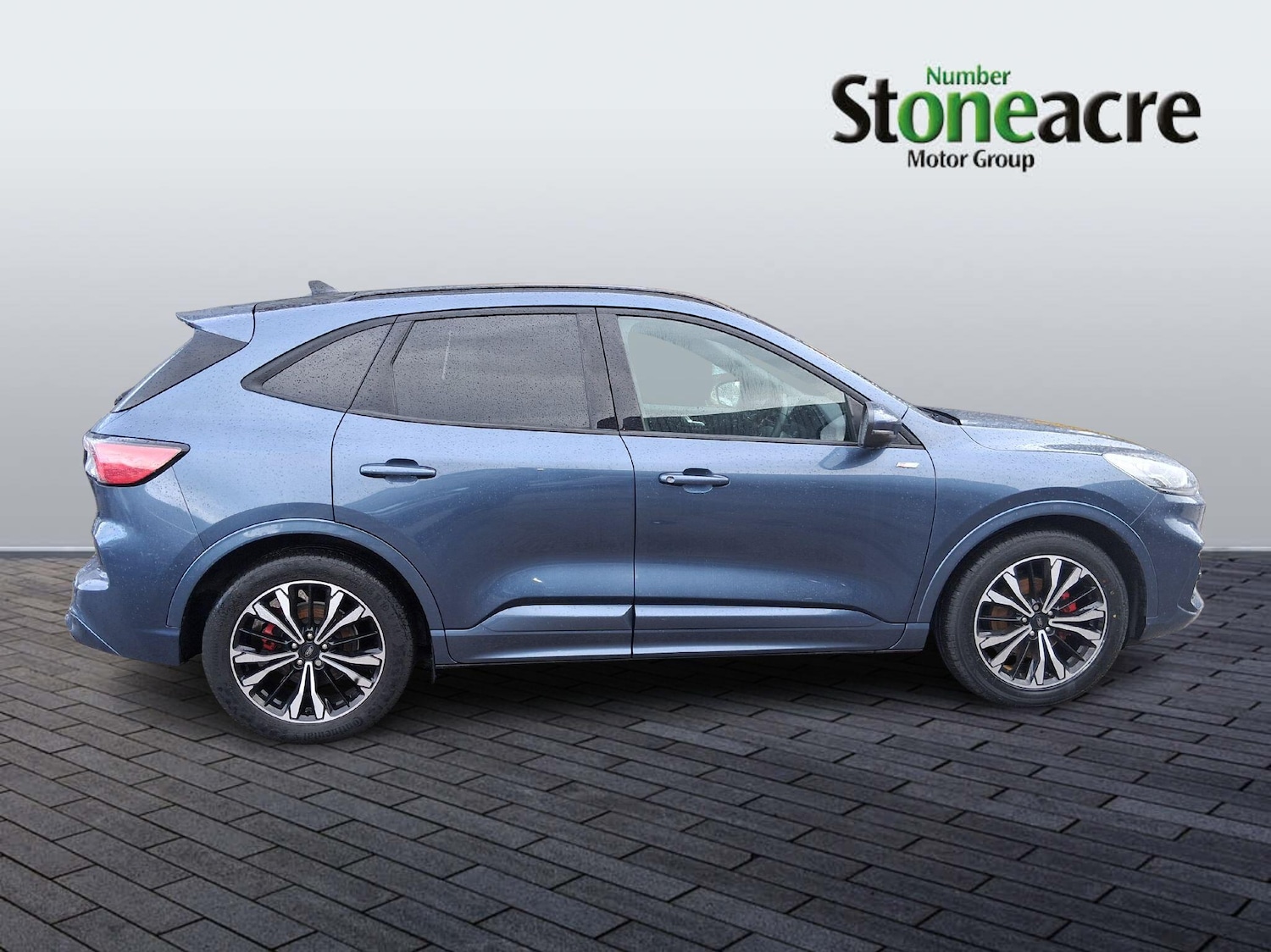 Used Ford Kuga 2023 for sale - 76336792: Photo 2