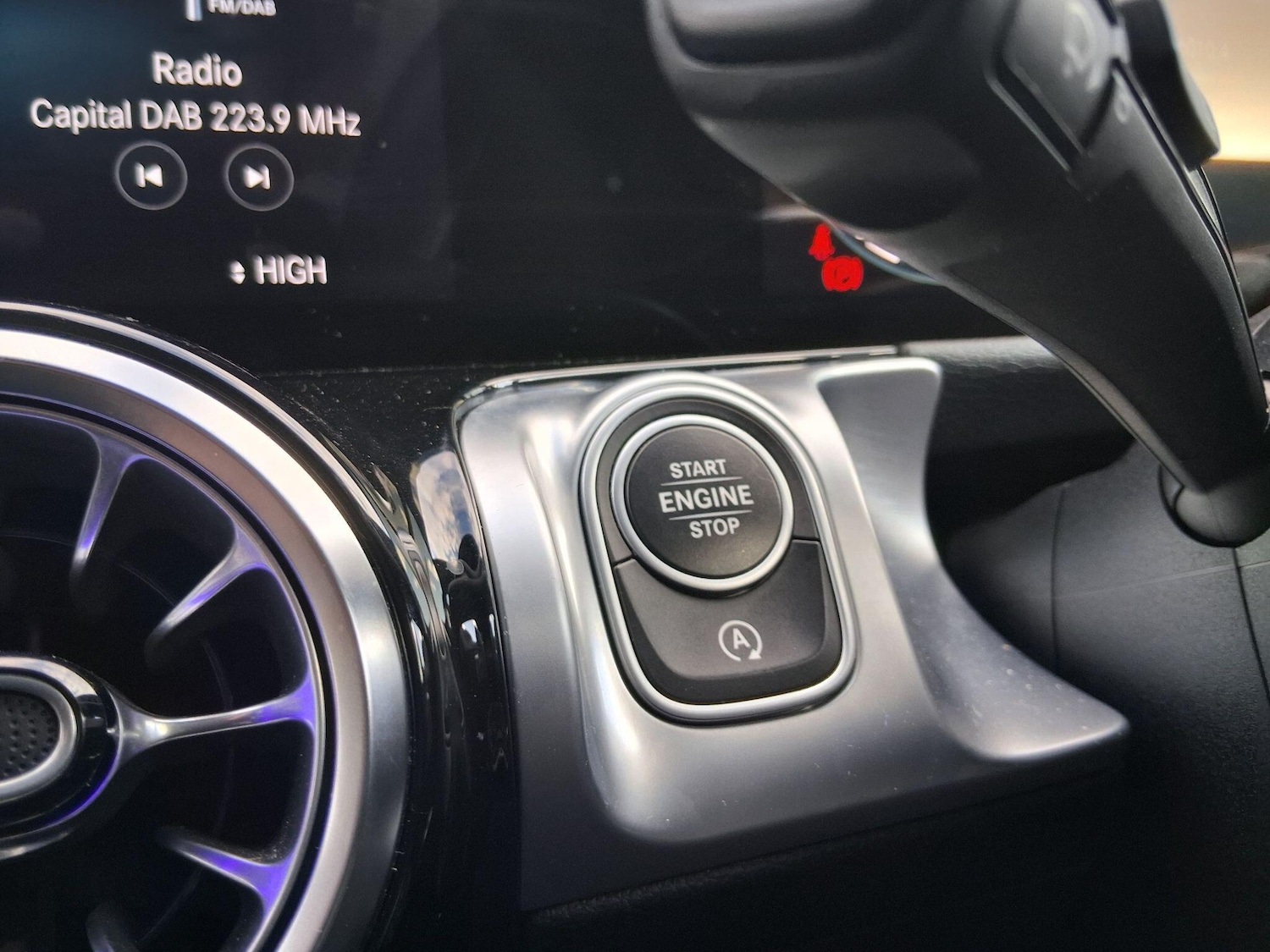 Used Mercedes-Benz GLB 2022 for sale - 76701055: Photo 18