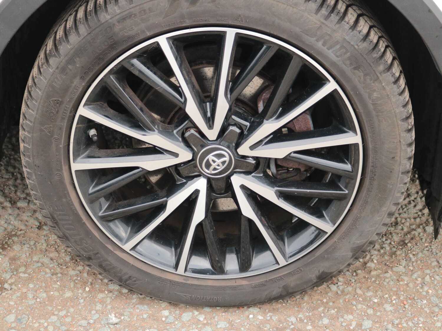 Used Toyota C-HR for sale - 77670758: Photo 11