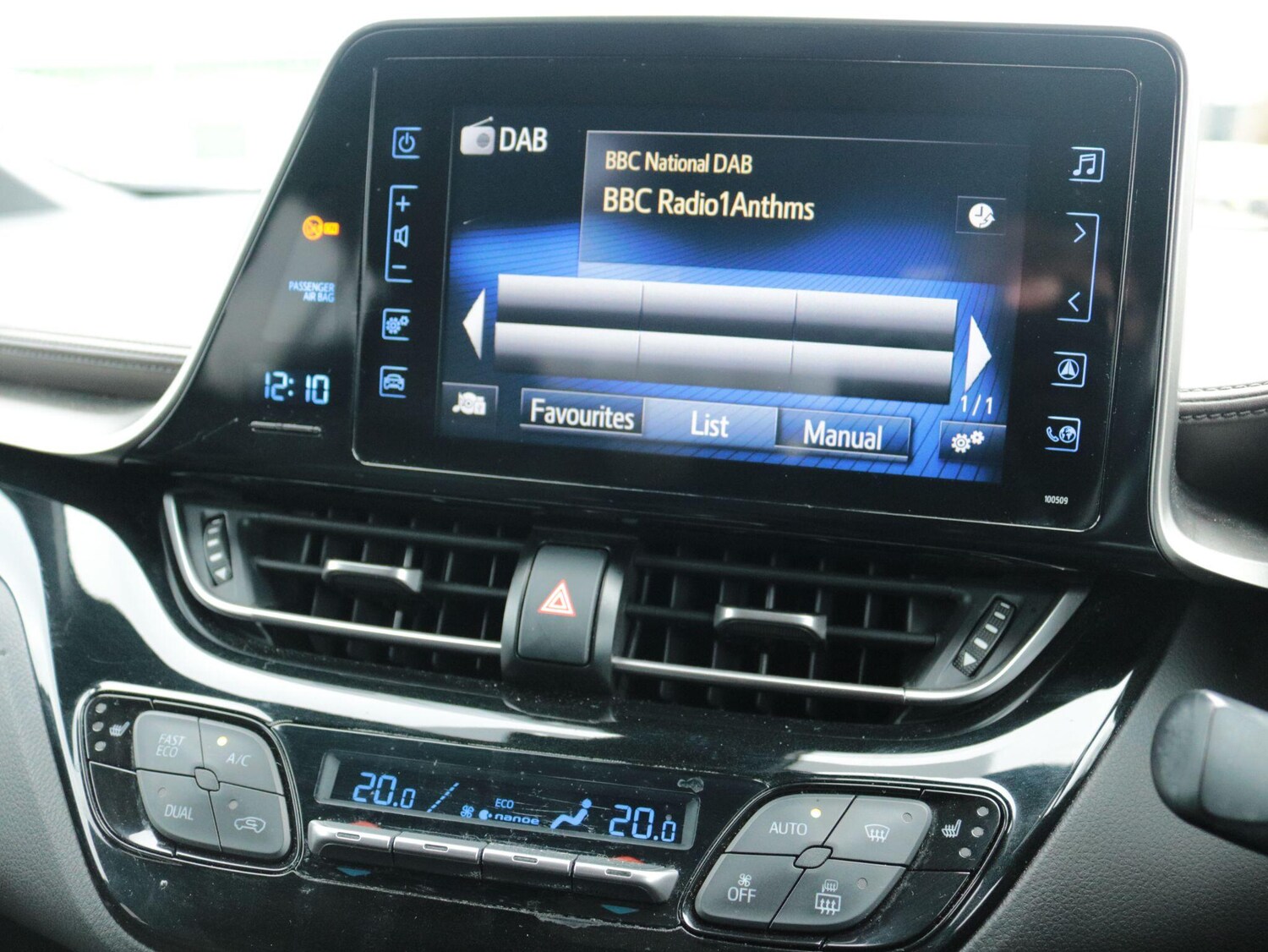 Used Toyota C-HR for sale - 77670758: Photo 19