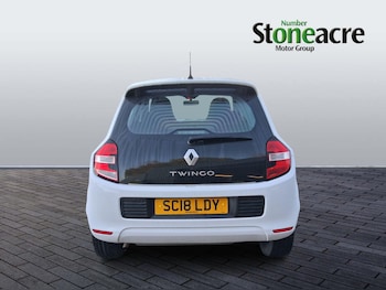 Used Renault Twingo 2018 for sale - 76997104: Photo