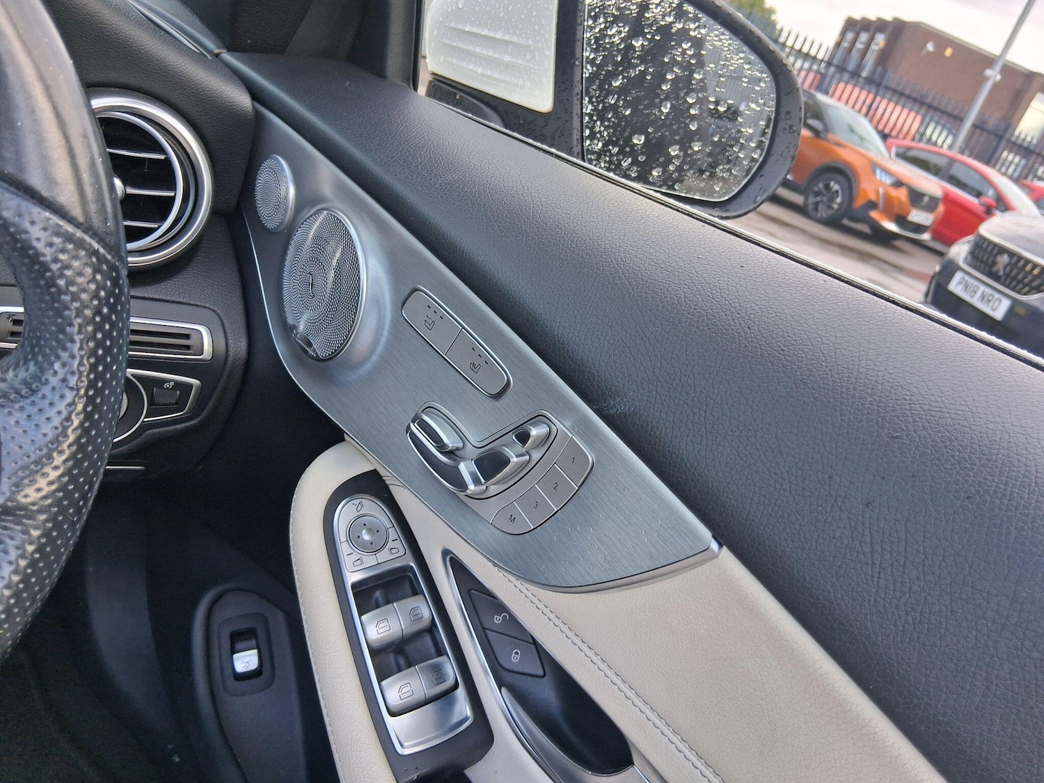 Used Mercedes-Benz C Class 2017 for sale - 76512255: Photo 21