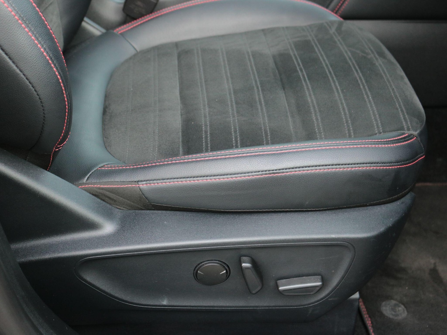 Used Ford Kuga for sale - 77738423: Photo 31