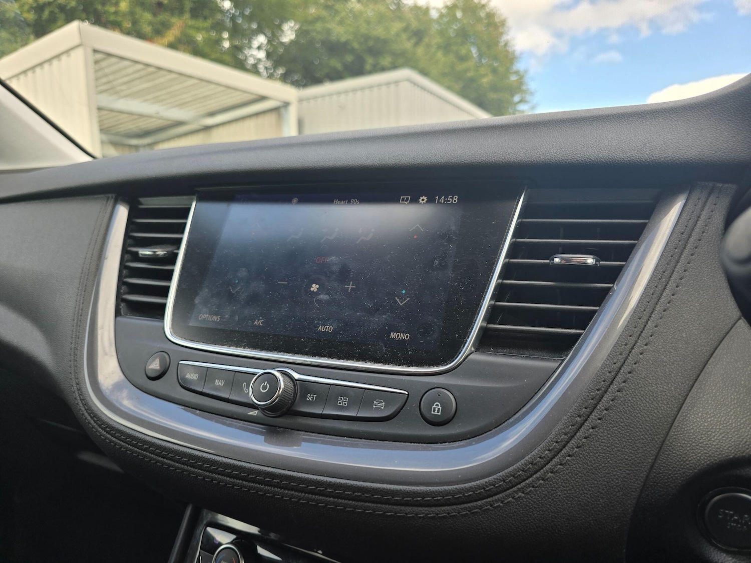 Used Vauxhall Grandland X 2018 for sale - 76026596: Photo 23