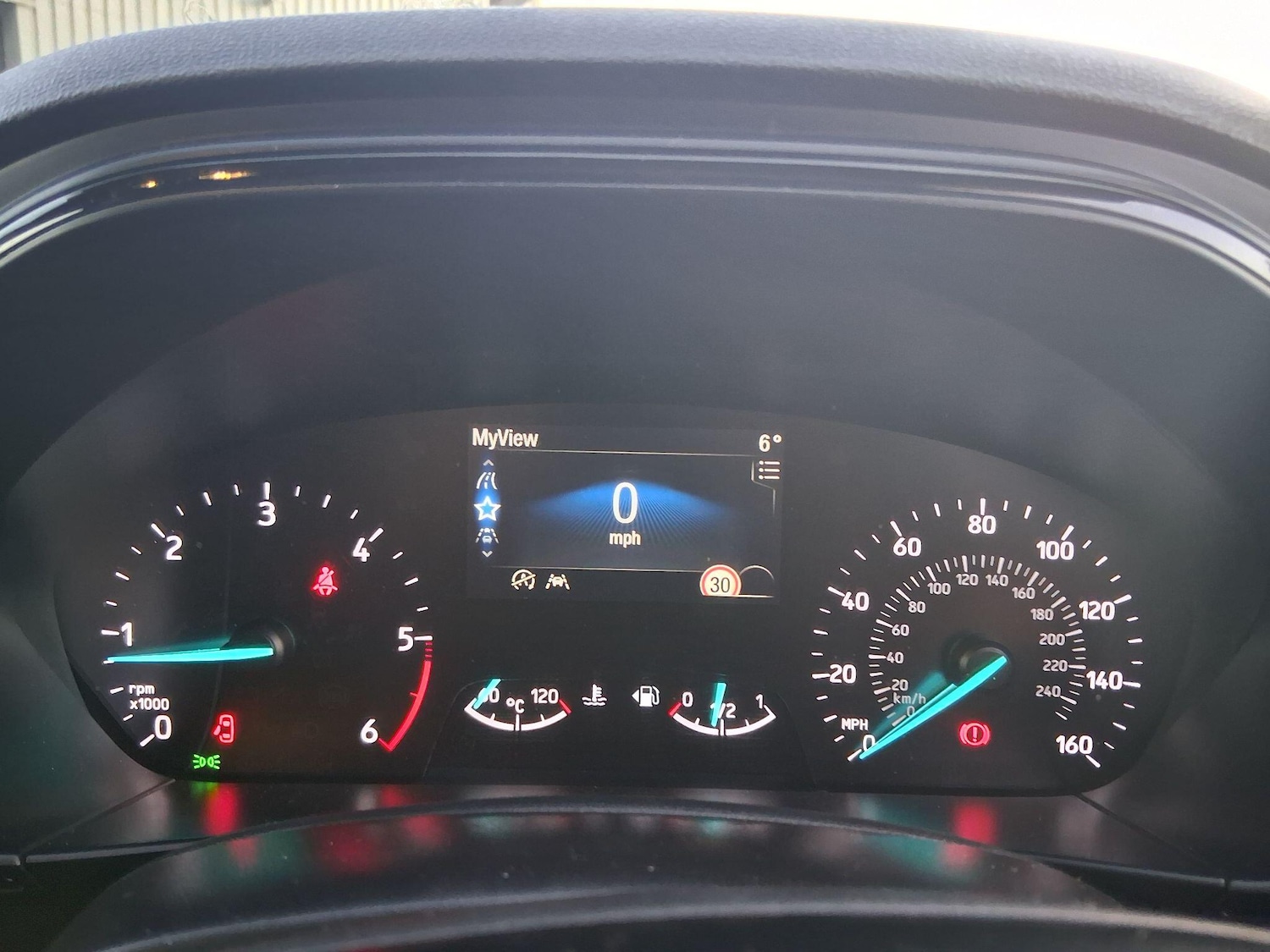 Used Ford Focus 2018 for sale - 77040533: Photo 11