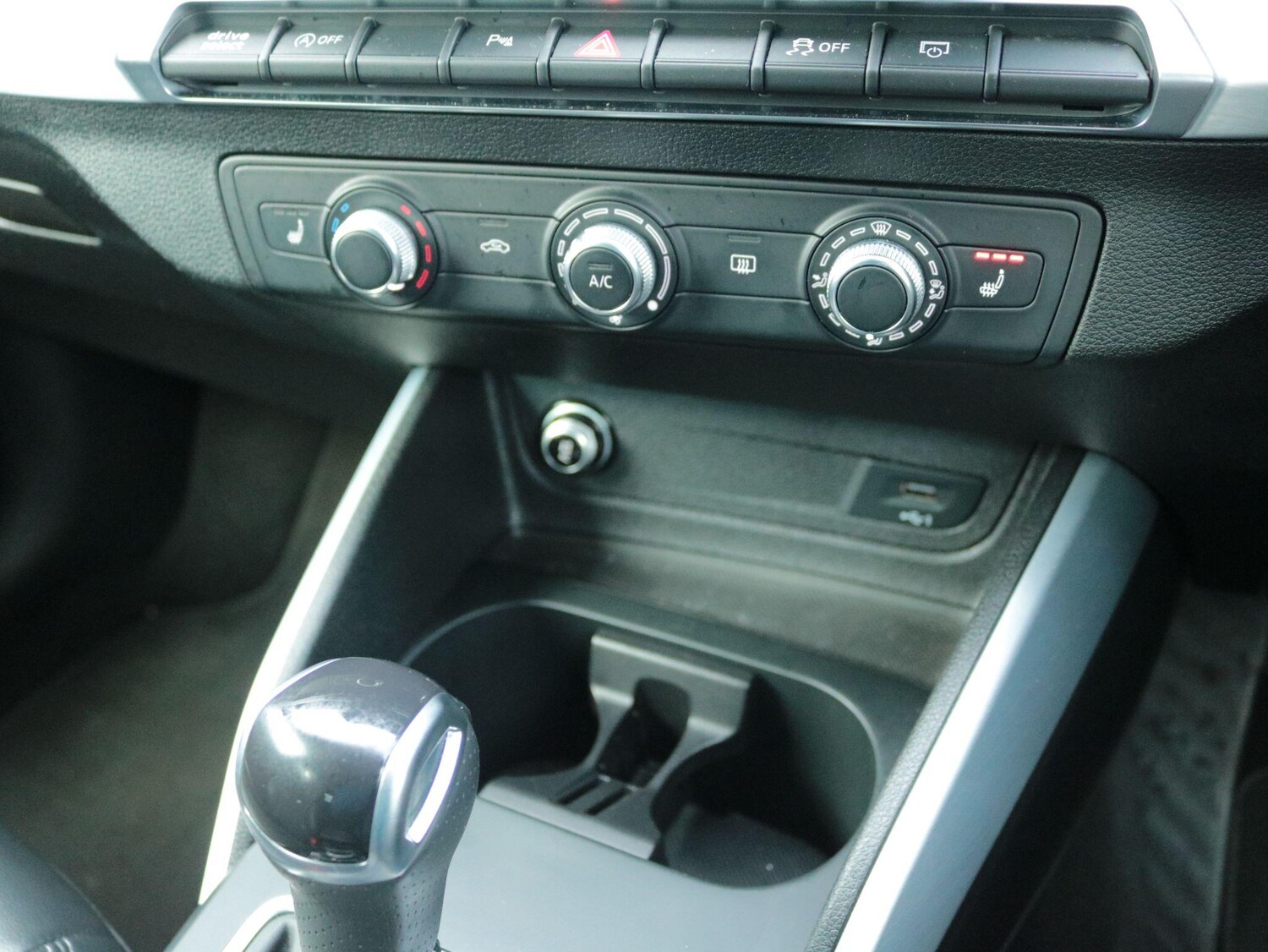 Used Audi Q2 for sale - 77538366: Photo 21