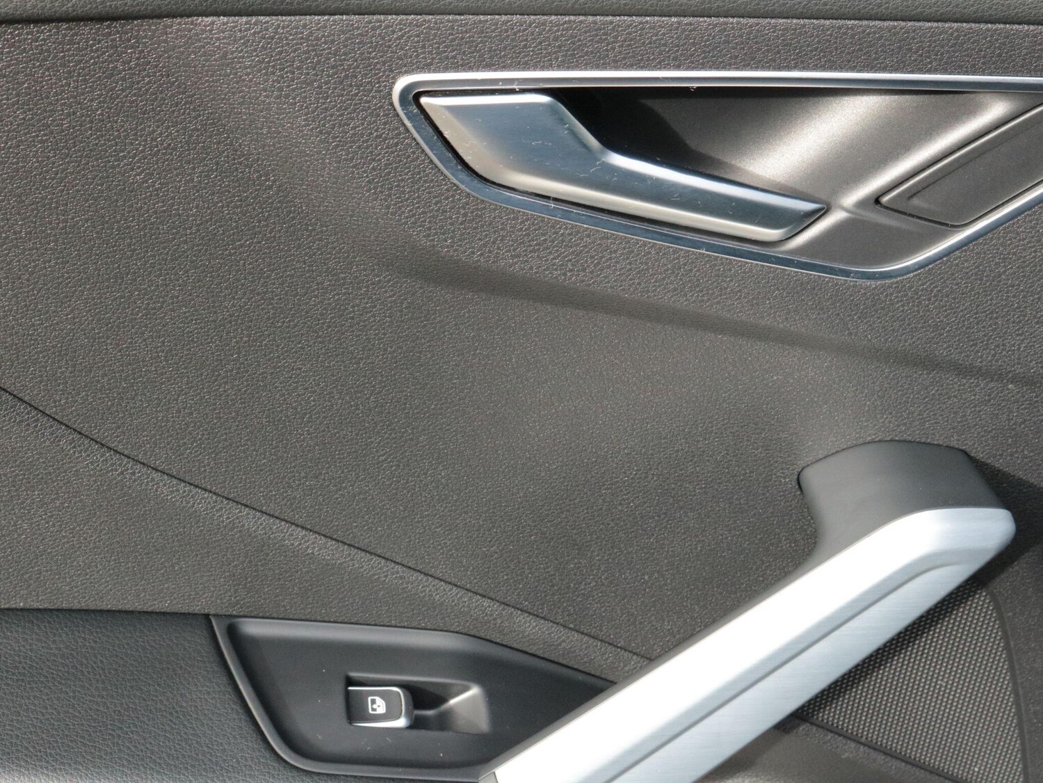 Used Audi Q2 for sale - 77538366: Photo 27