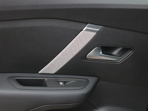 Used Citroen C4 2023 for sale - 75600588: Photo 23